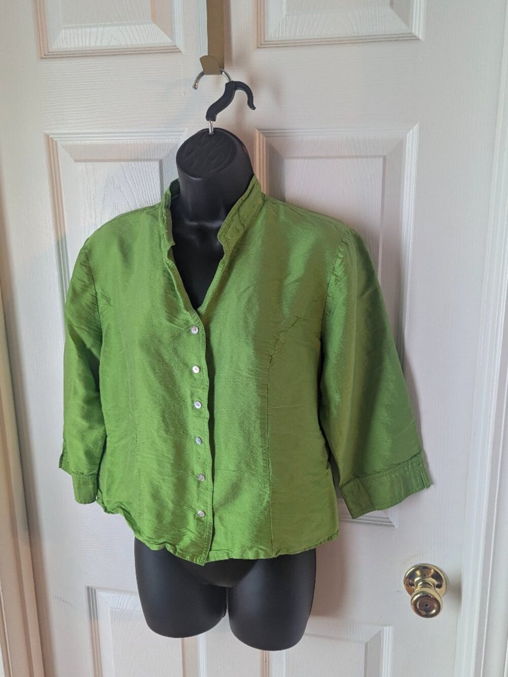 Spenser Jeremy neon green silk button down - M